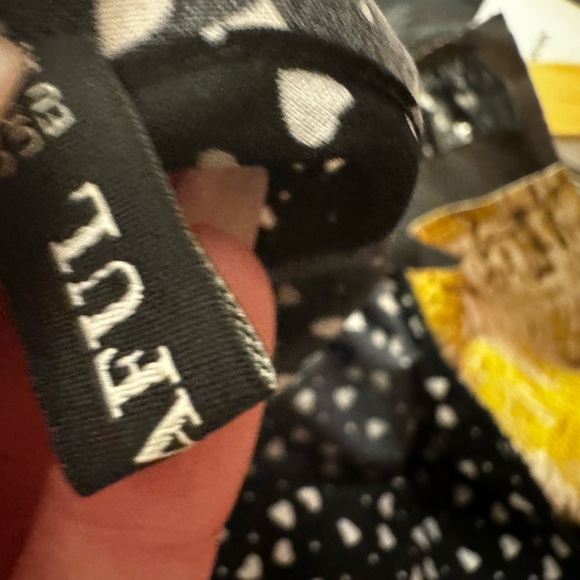 ❣️3 for 25🛍️ Beautiful ruffle, coquette style black dress with hearts - Picture 6 of 6